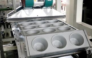 山東餐盒機(jī)哪家性價(jià)比高，真空成型機(jī)廠家推薦